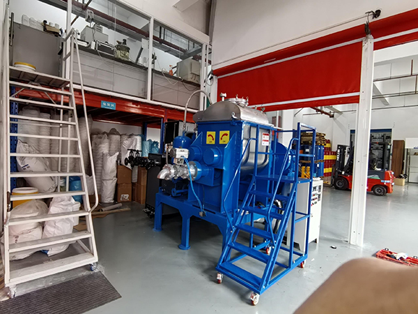 導熱油模溫機